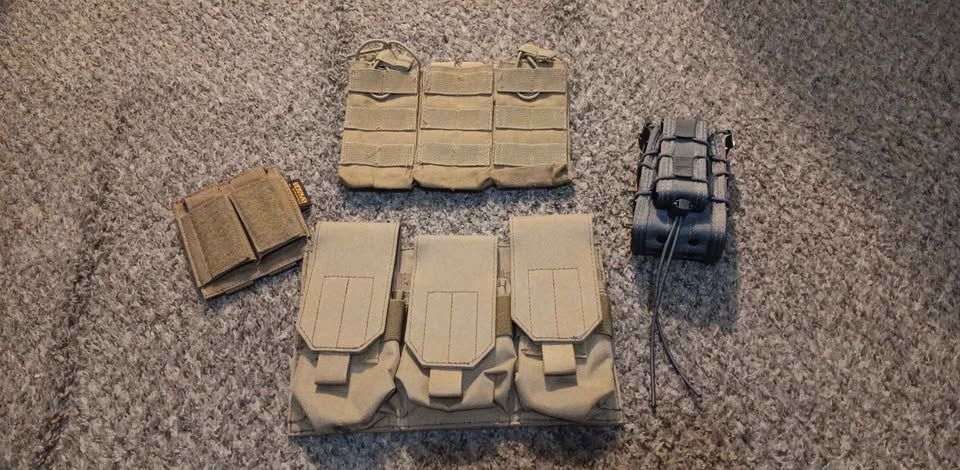 Mag pouches