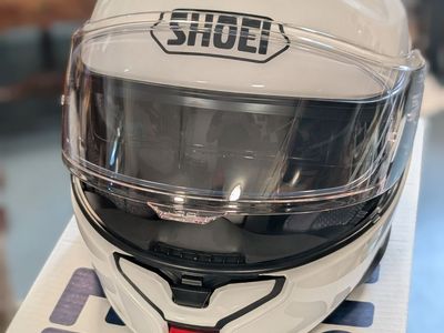 Shoei Neotec 3