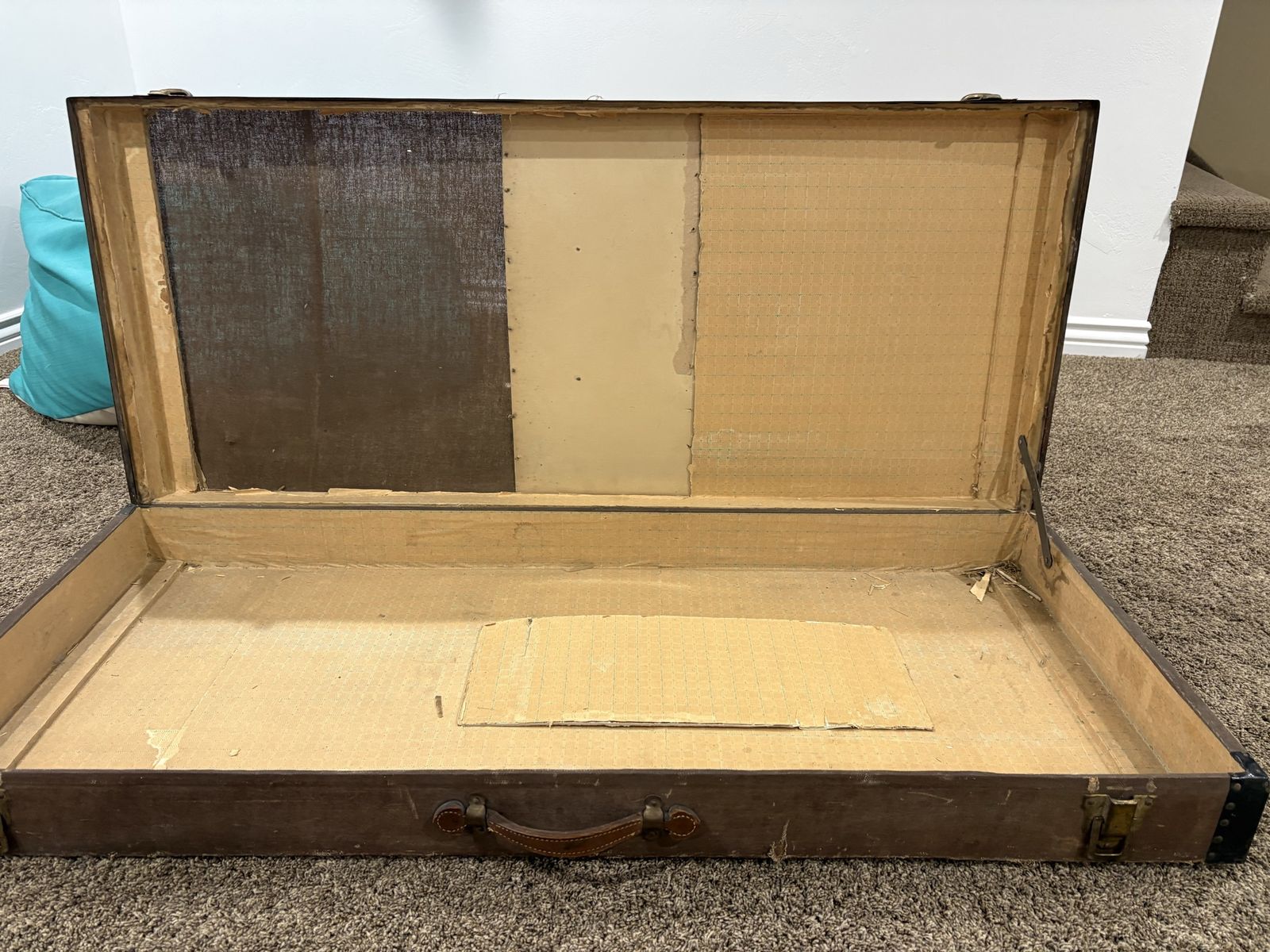 Main image 5