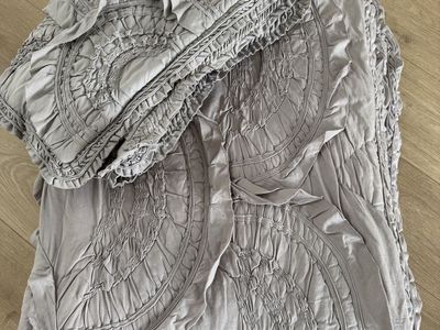 Gorgeous Anthropologie King Quilt and Shams