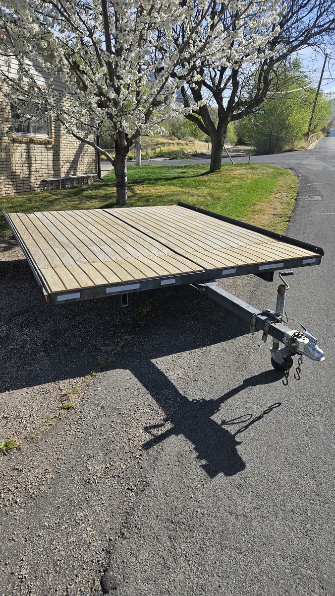 8 X 10 KARAVAN ATV tilt trailer