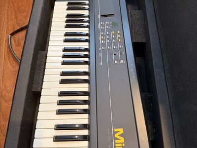 Esoniq Mirage DSK-8 Synth Keyboard Vintage