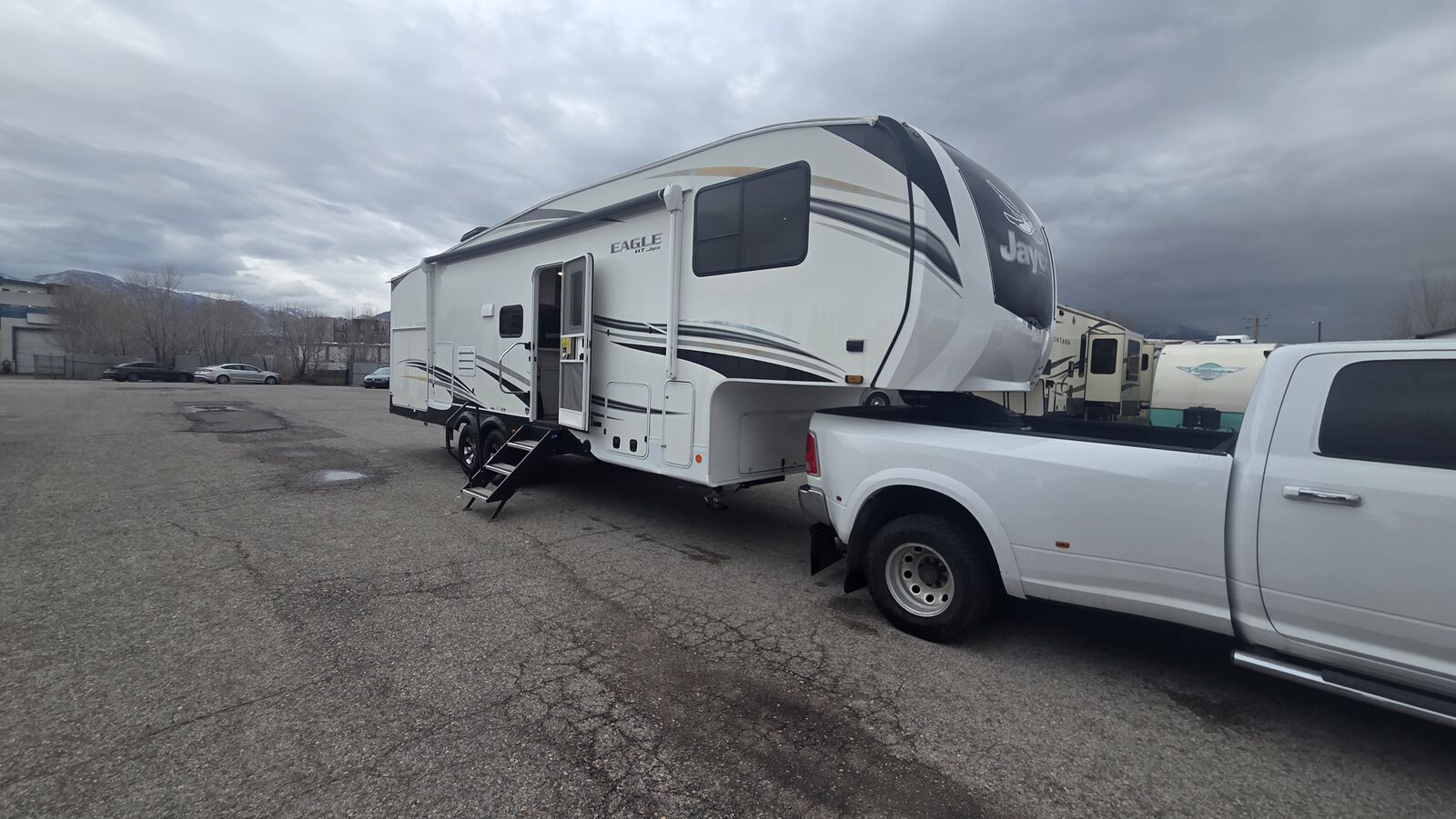 2021 Jayco Eagle HT 29.5BHDS BUNKHOUSE MODEL 1/2 TON TOWABLE