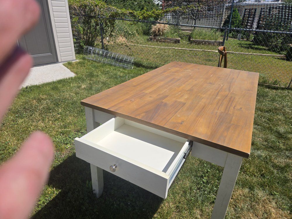 Main image 4