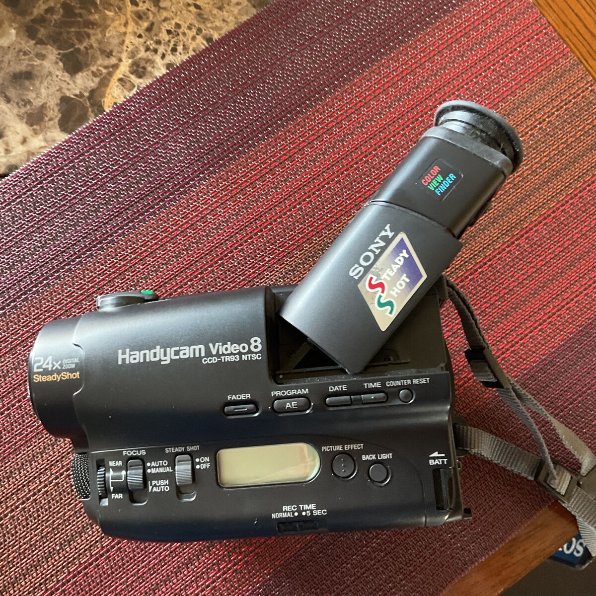 Sony Handycam VIDEO 8 model CCD-TR93 NTSC