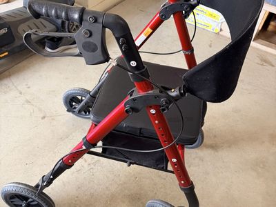 Walker. Excellent condition.