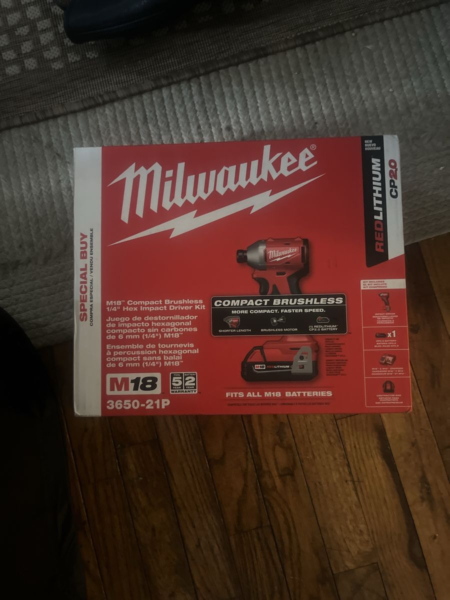 Milwaukee M18 3650-21P Compact Brushless 1/4" Hex Impact Driver Kit with REDLITHIUM CP2.0 Battery