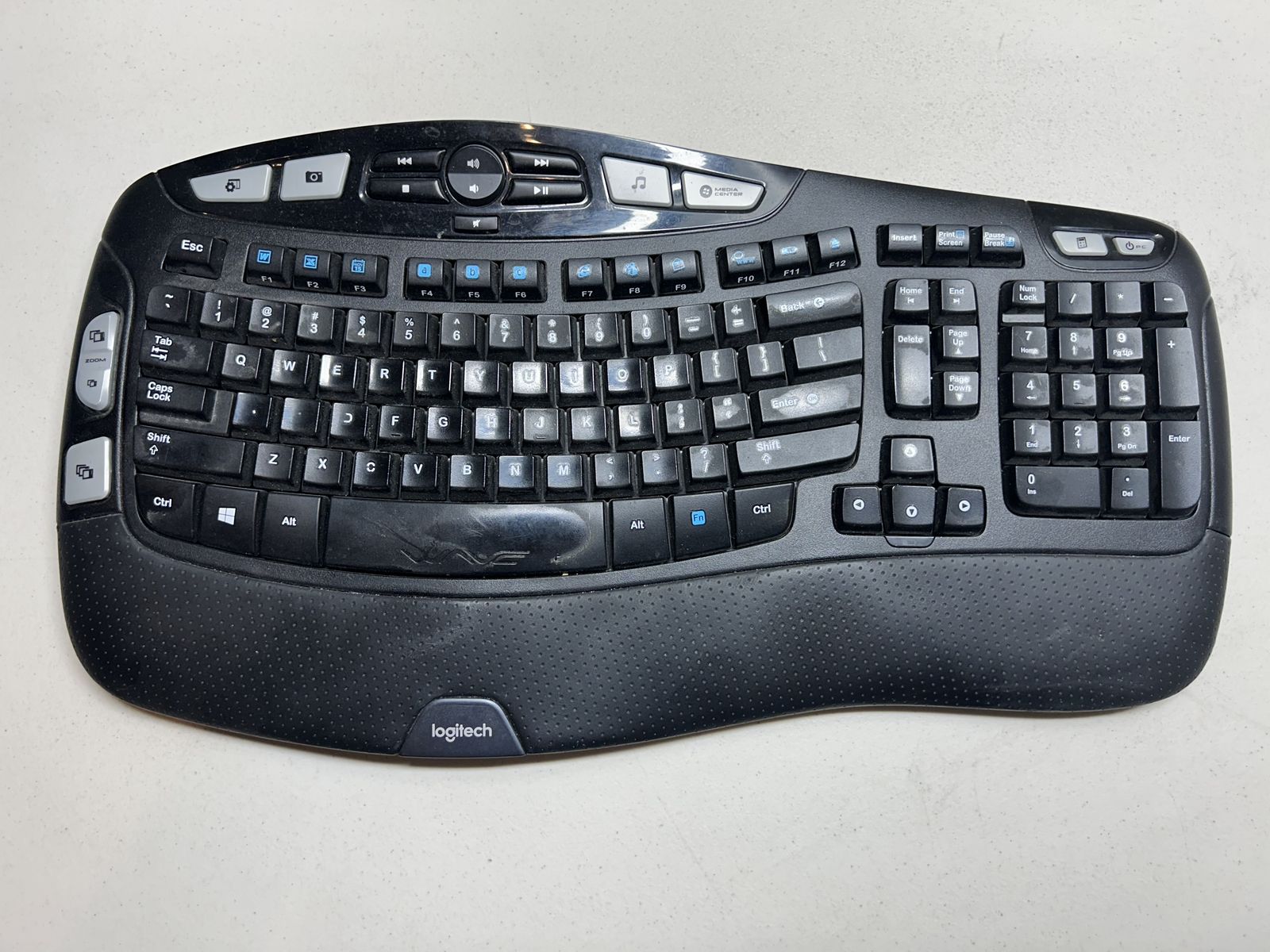 Logitech K350 Keyboard