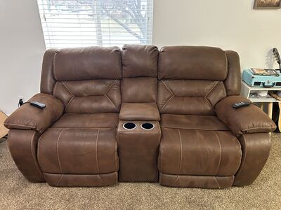Homestretch Loveseat Recliner
