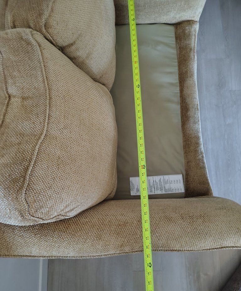 Main image 6
