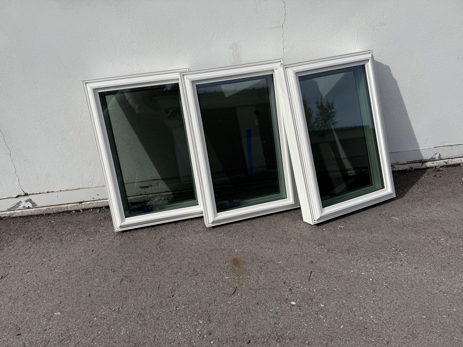 3-20" X 30" White Vinyl Casements