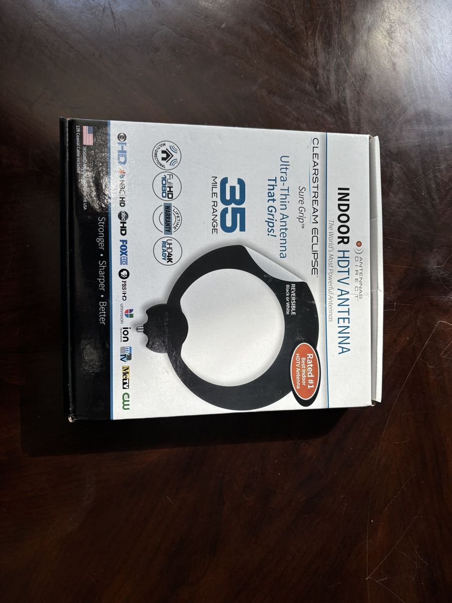 Antennas Direct ClearStream Eclipse Indoor HDTV Antenna