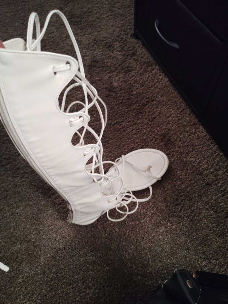 White Gladiator Sandals Women's Size [Unknown] Lace-Up Knee High Boots