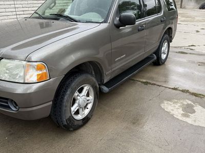 2005 Ford Explorer XLT