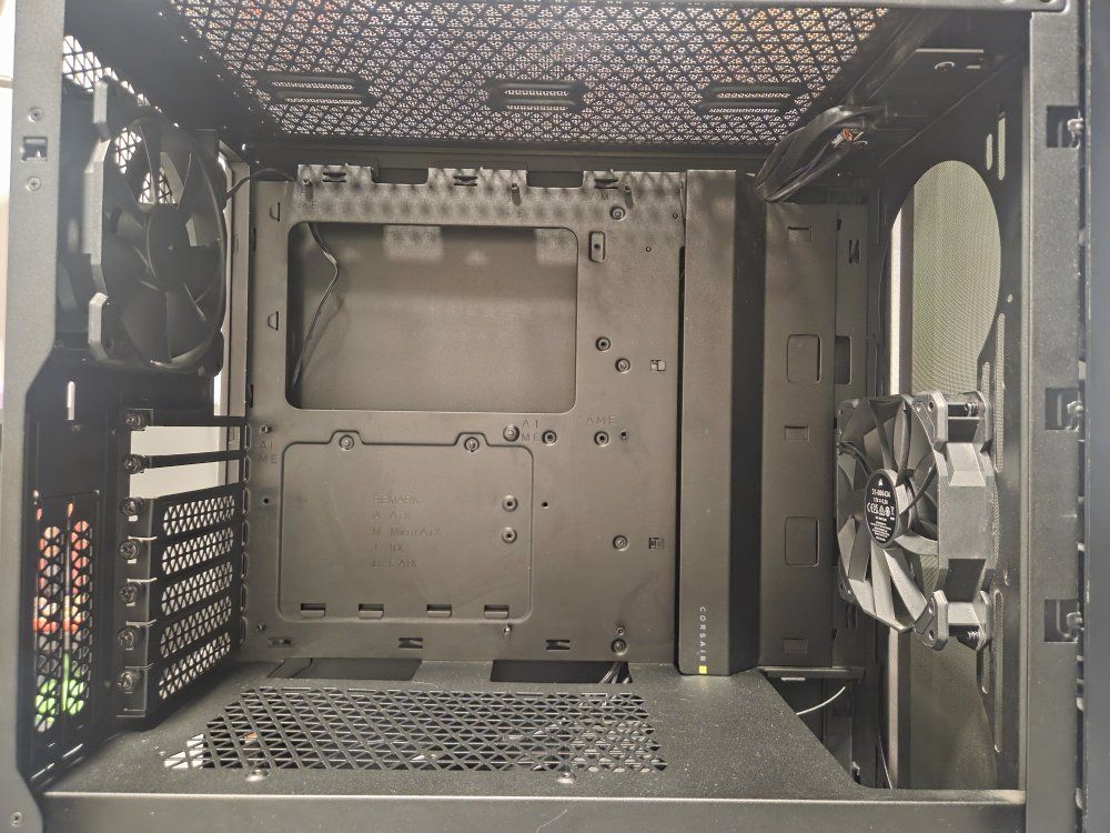 Main image 3
