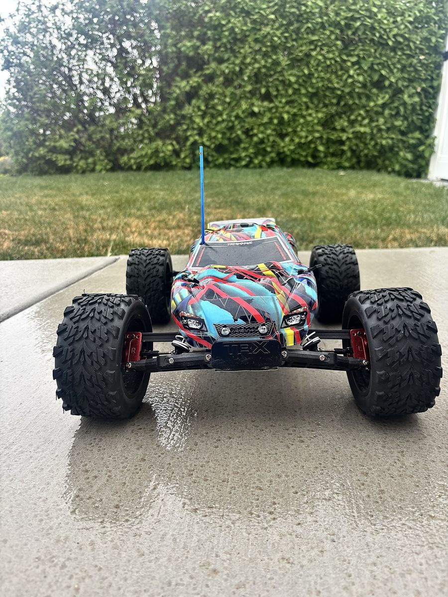 Traxxas Rustler 2WD XL-5 RTR RC car