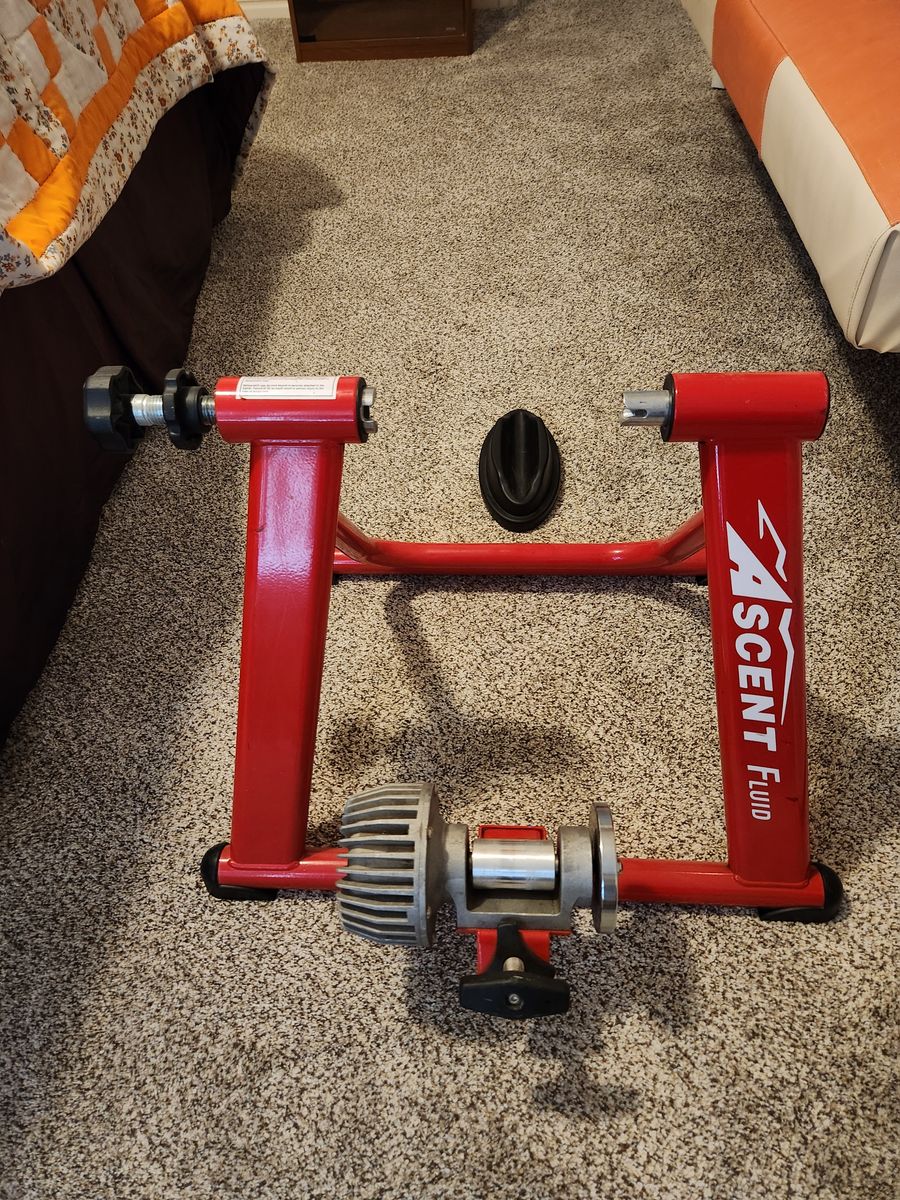 Ascent fluid bike trainer