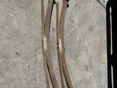 Chevy Silverado 2500 Leaf Springs