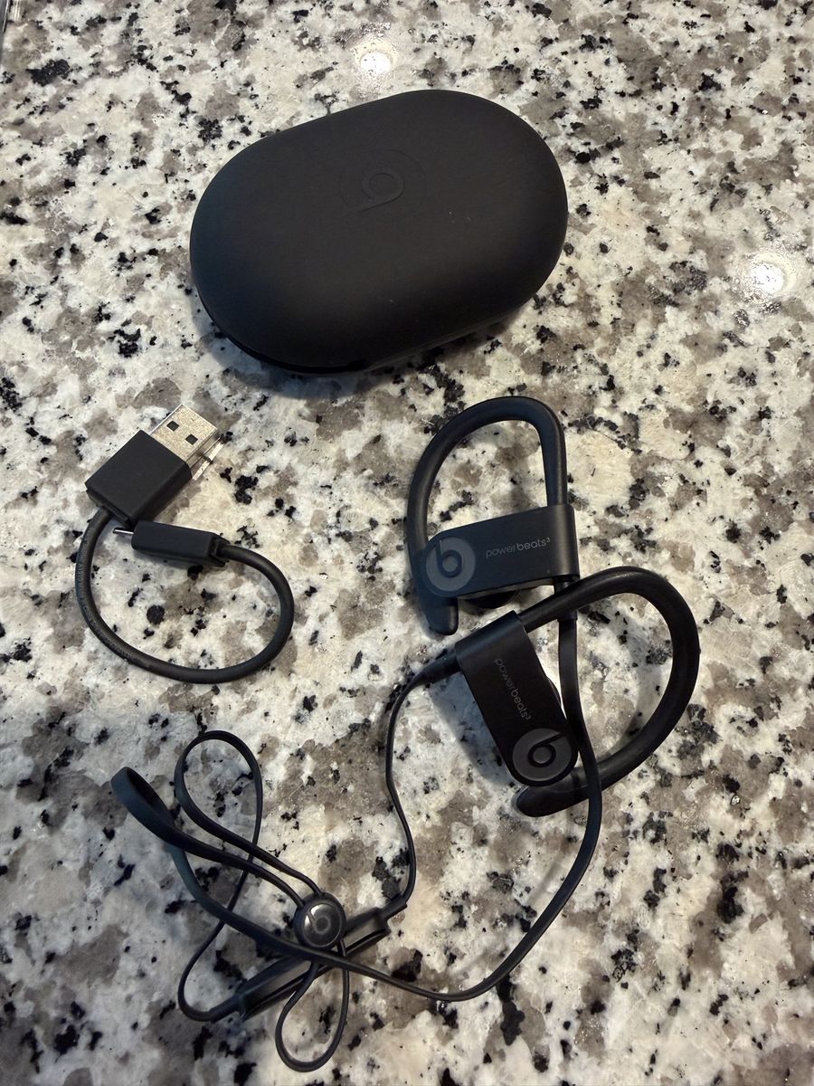 Beats by Dre Powerbeats3 Wireless In-Ear Headphones - Black