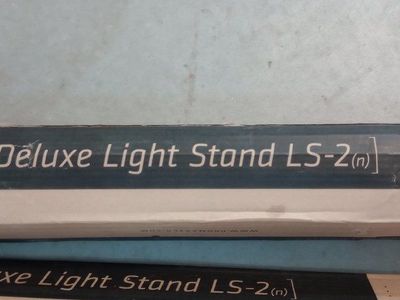 Promaster Deluxe Light Stand LS-2(n) 9' Spring Cushioned, Multi-Position Quick Mount