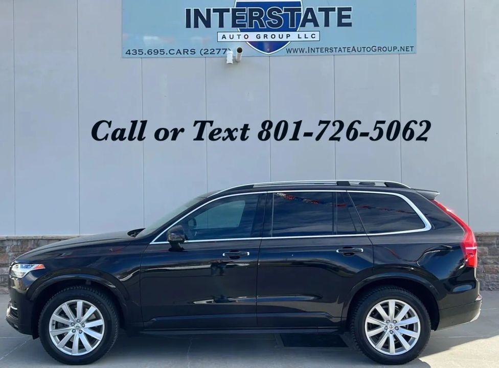 2019 Volvo XC90 T6 Momentum