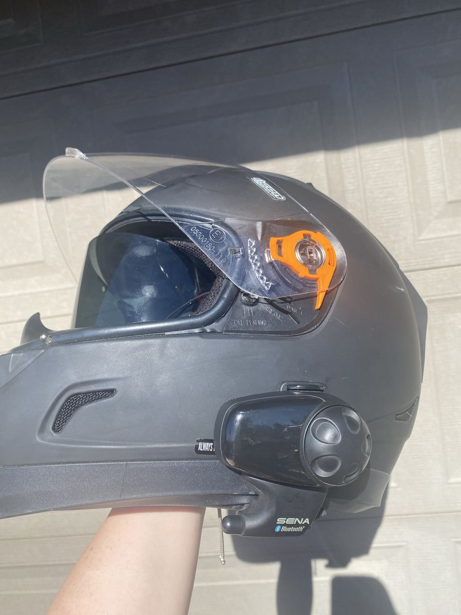 Motorcycle helmet