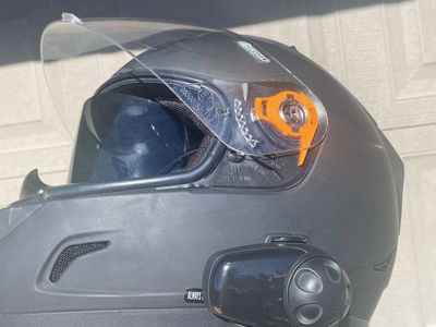 Motorcycle helmet