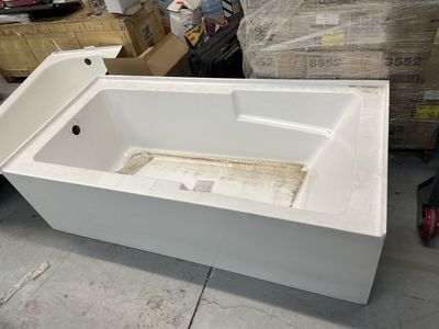 White Soaking Bathtub - Unused but Dirty - 36x72 Large