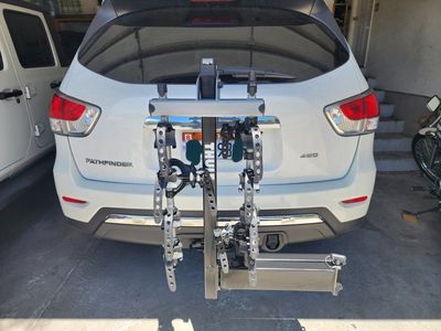 Thule 964 Revolver 4 bike rack