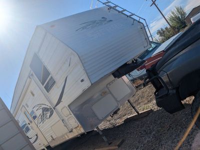 5th wheel toy hauler 4 seaters fit