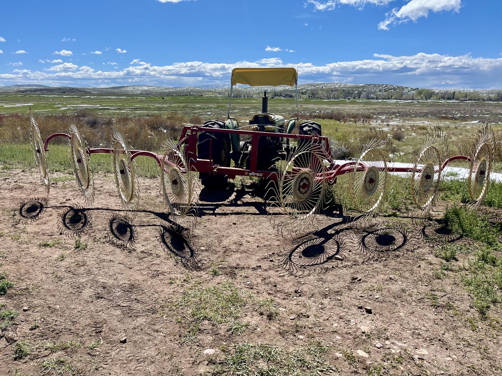 8 Wheel V Rake