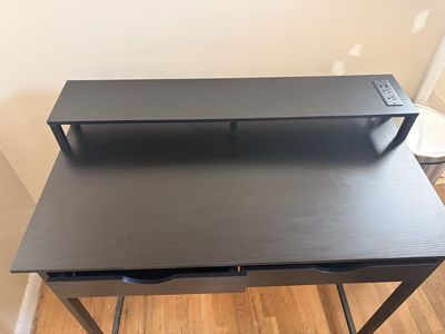 Table/desk with built in outlets and usb ports