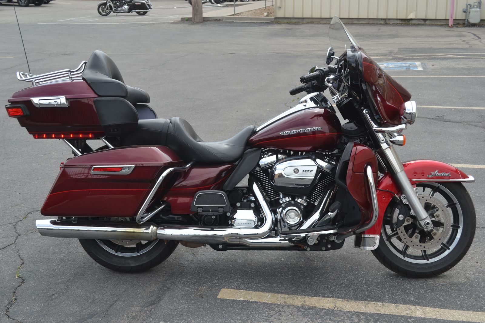 2017 Harley Davidson Ultra Limited 107 - WAY UNDER BOOK VALUE! - Ultra Classic Electra Glide