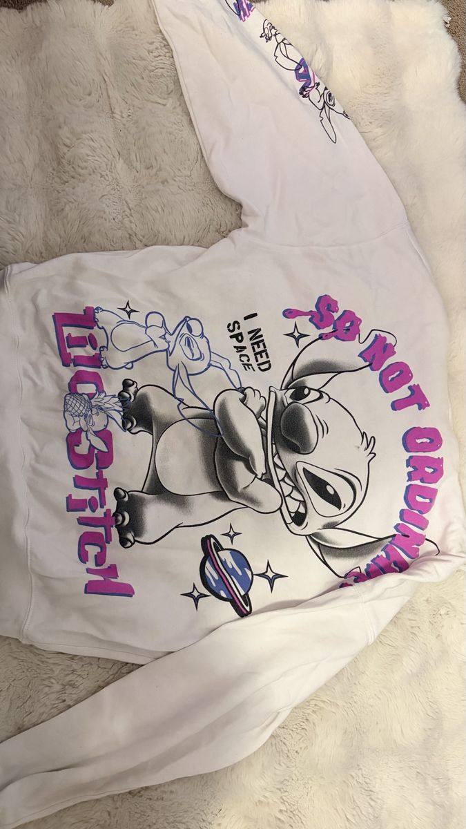 Disney Lilo & Stitch Graphic Hoodie White Pullover Sweatshirt Size Medium
