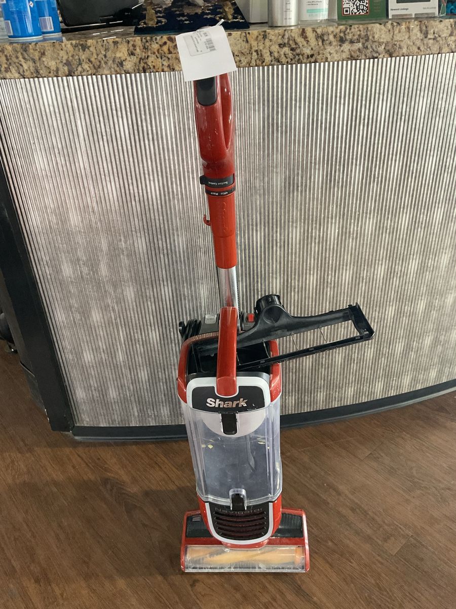 Shark Vacuum Cleaner ZU60