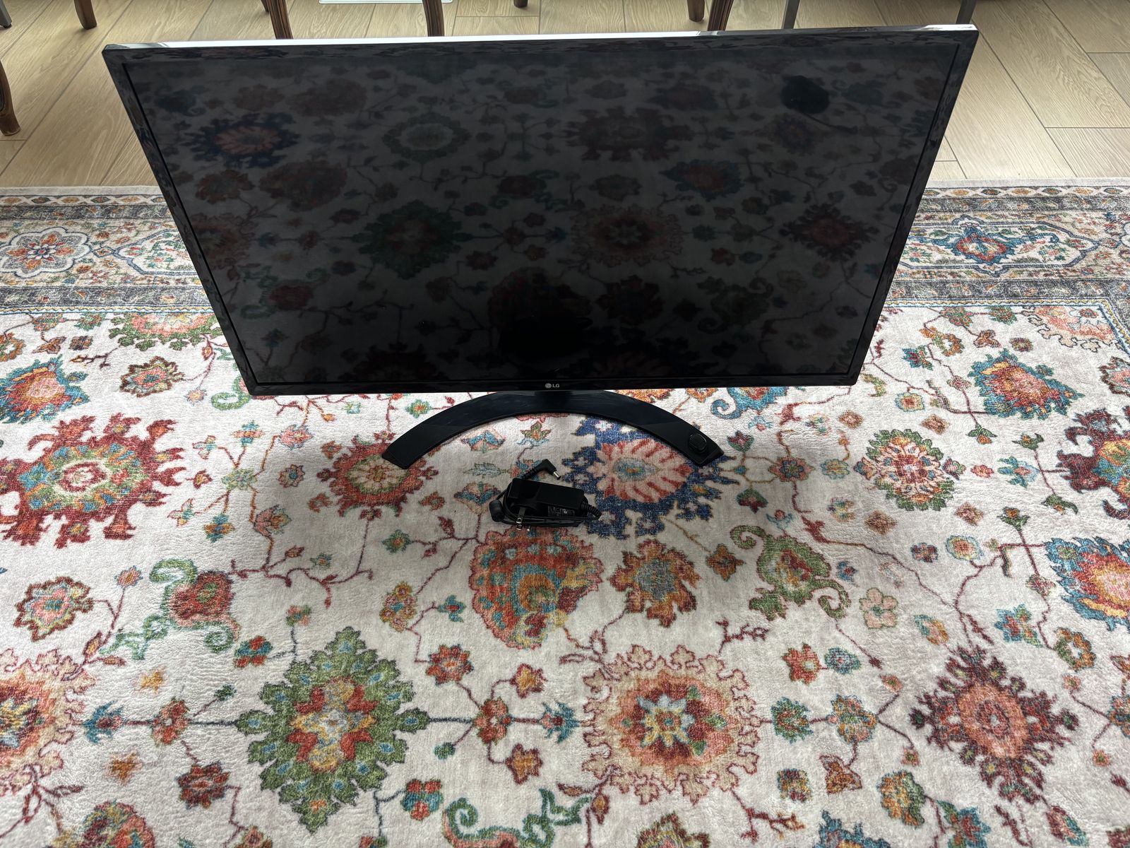 LG 32" HD Monitor