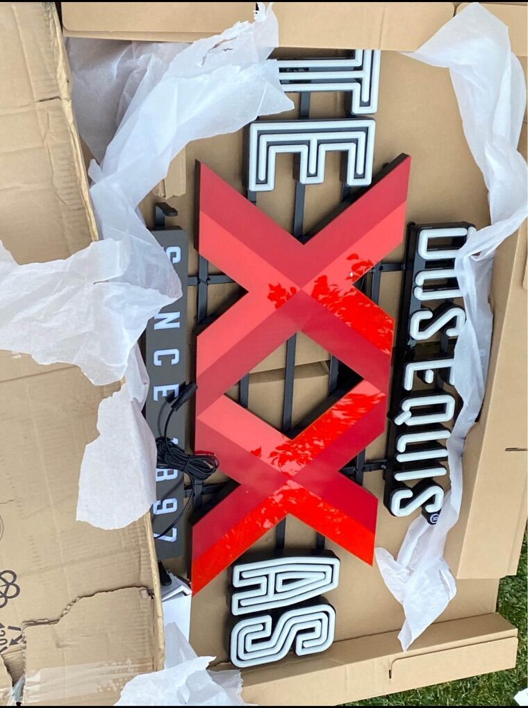 .BIG / Dos Equis Beer Sign Neon Sign Wall Decor