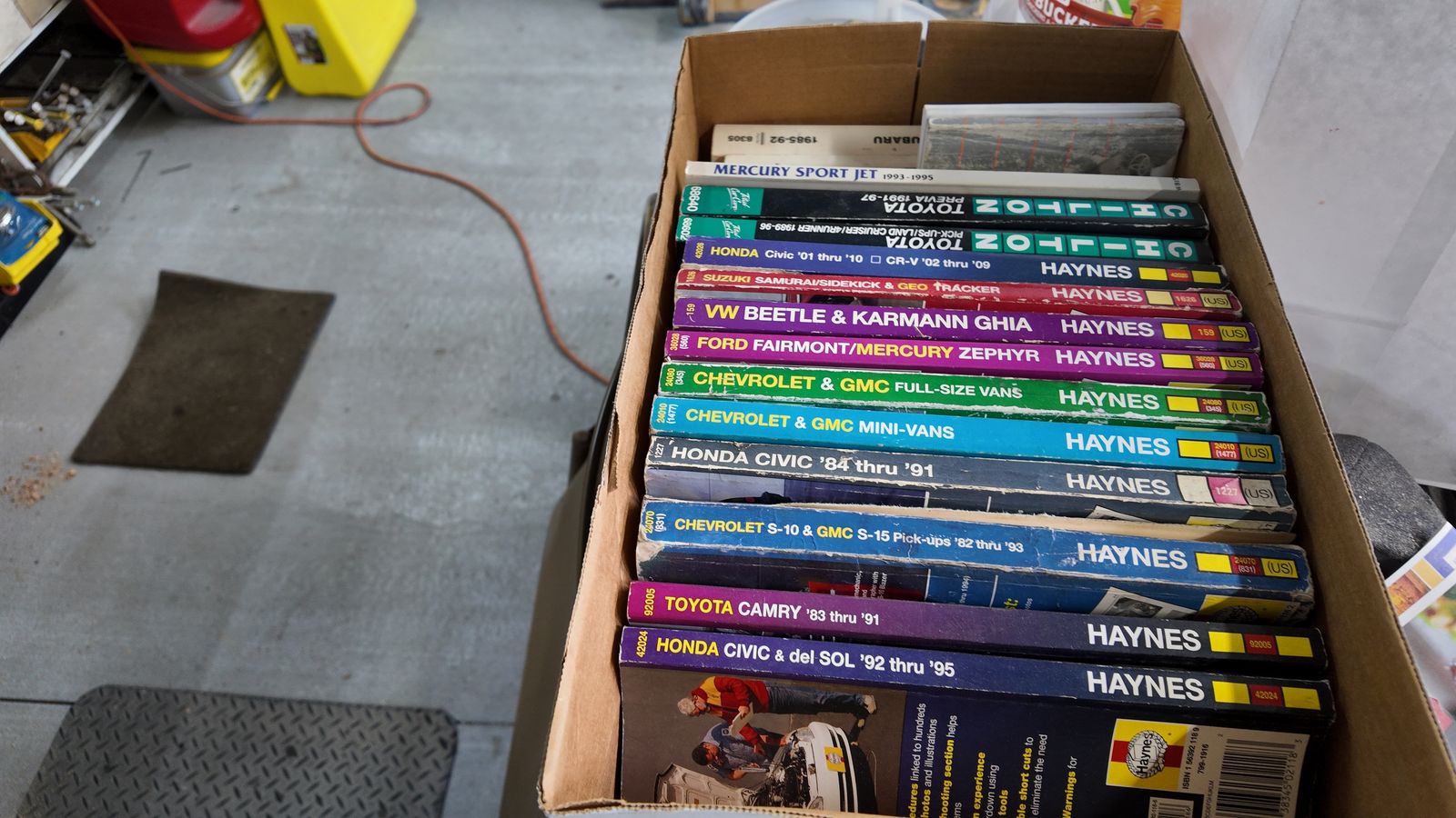 Lot of 15+ Haynes & Chilton Auto Repair Manuals - Honda, Toyota, VW, Ford, Chevy, Mercury
