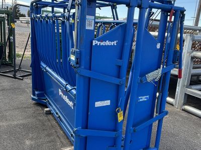 Priefert SO4 Squeeze Chute