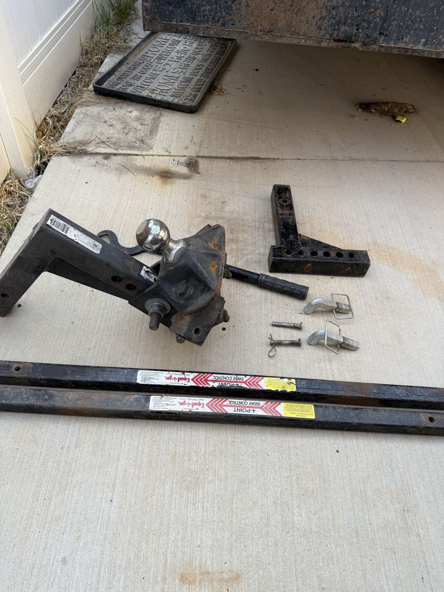 Equalizer 4 point camper hitch