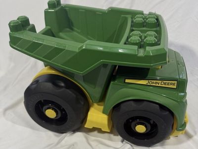 Mega Bloks John Deere Large Dump Truck · Block Buddies DBL30 Ages 2+ NWT
