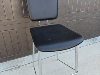 Vintage Chrome Bar Stool with Black Vinyl Padded Seat and Backrest