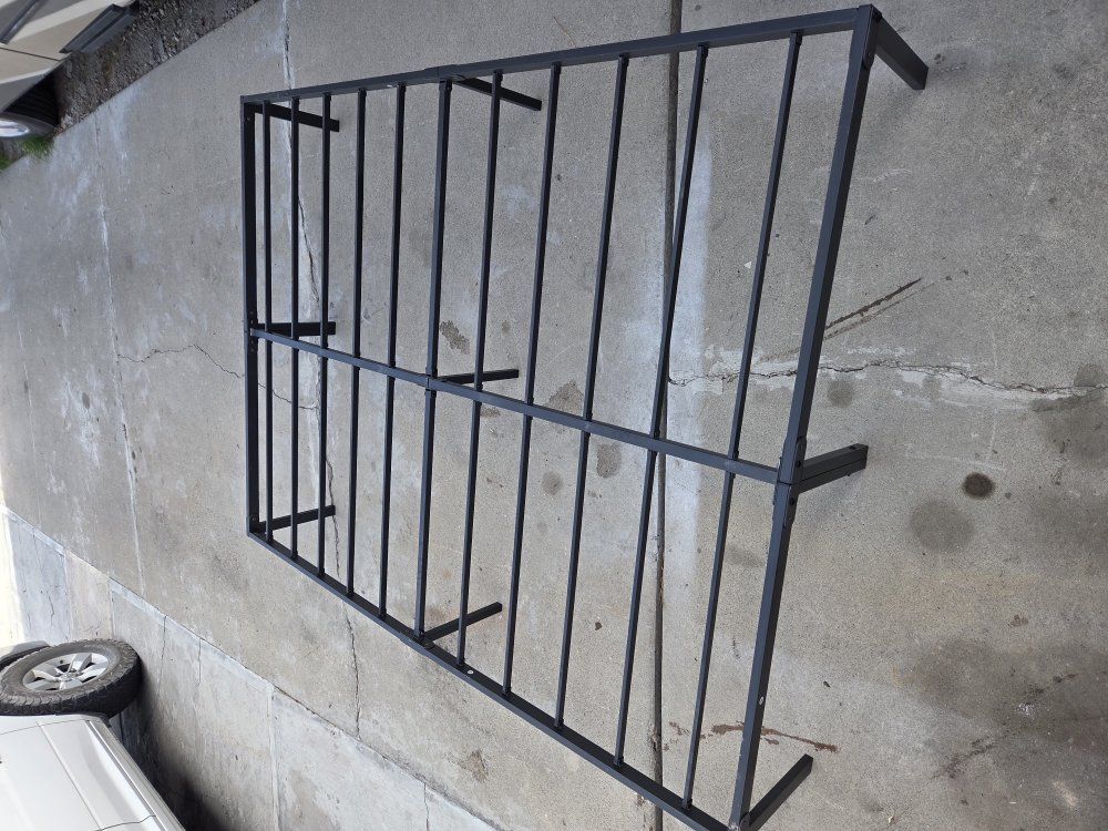 Queen size metal bed frame