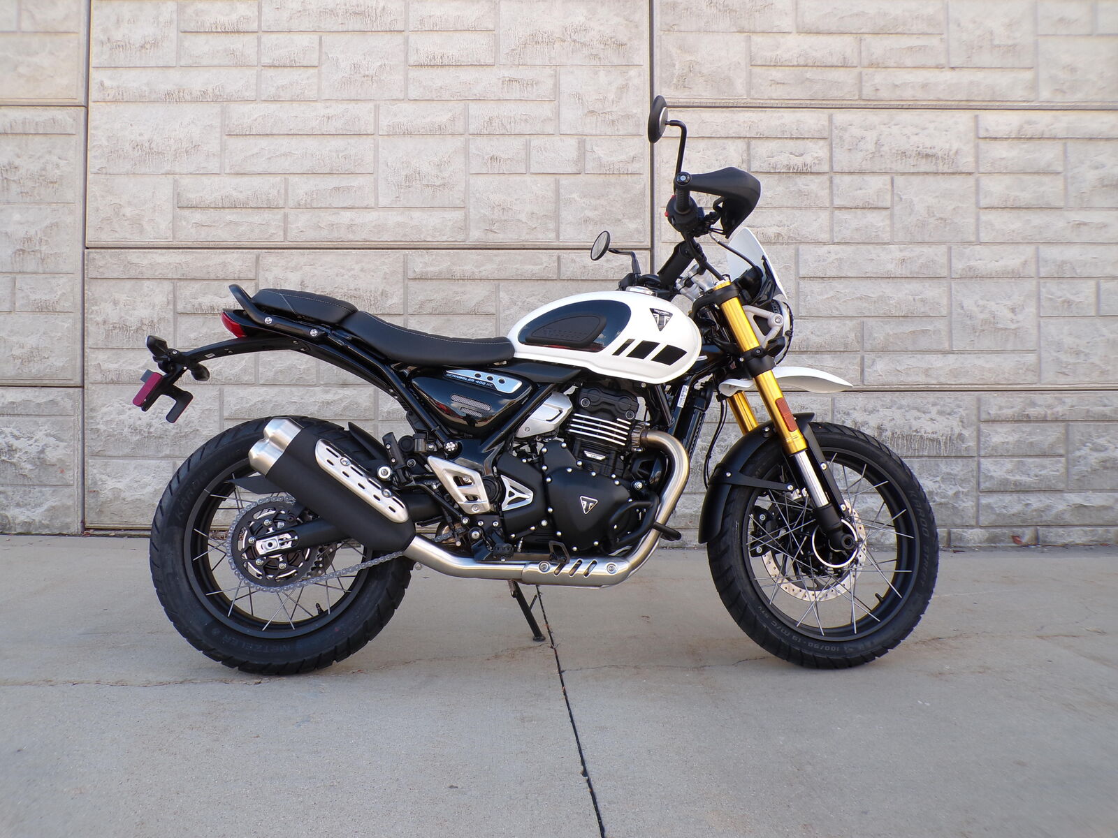 2026 Triumph SCRAMBLER 400 XC