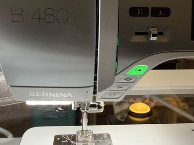 Bernina B480 Quilting/Sewing Machine
