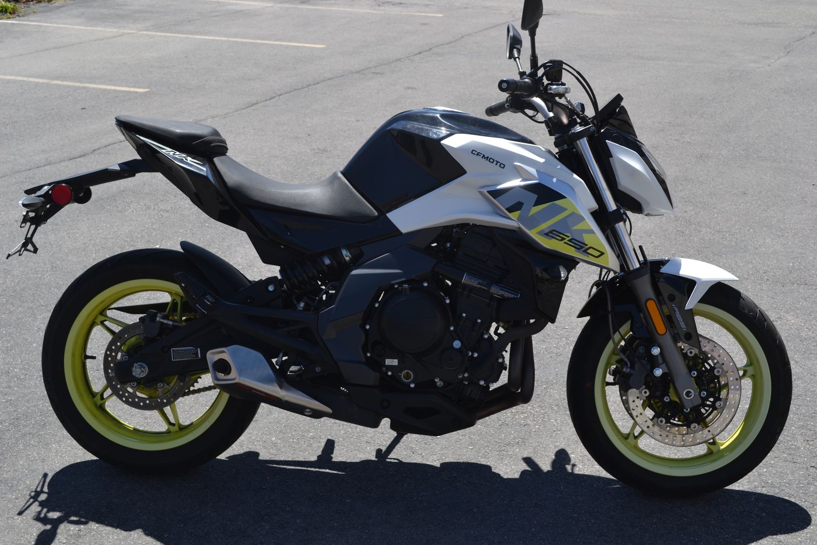2023 CF MOTO 650NK - Naked Sport Bike - Warranty Included!- CFMoto like Kawasaki Ninja 650 Z650