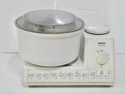 Bosch Universal Mixer (White) with Attachments