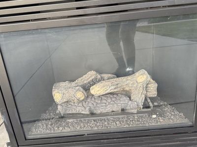 Superior Fireplace Insert with Gas Logs - Black Finish DT-500CMN