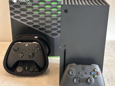 Xbox Series X Console Bundle with Elite Series 2 Controller