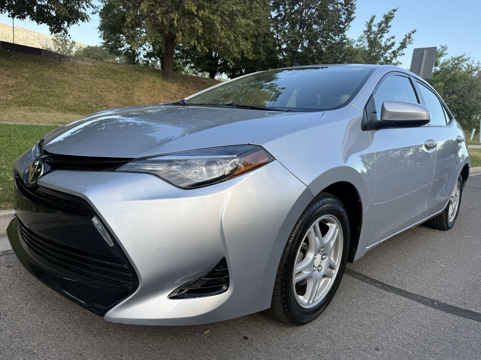 2018 Toyota Corolla LE ECO Premium